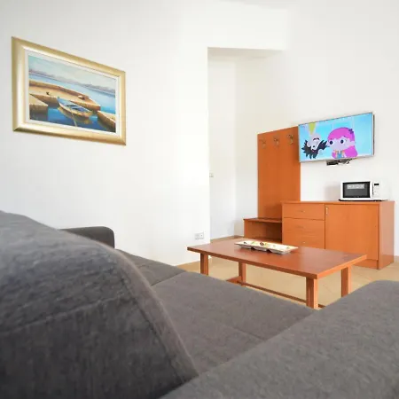 Sablic-4 By Interhome * Pirovac