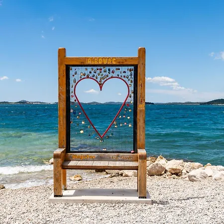 Διαμέρισμα Sablic-4 By Interhome Pirovac